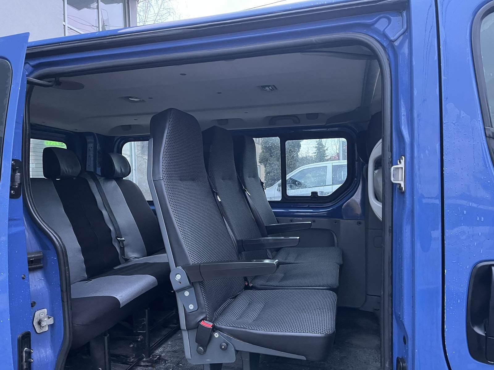 Sprzedam Renault Trafic 2.5 DCi 150 KM Jestem Pierwszym właścicielem