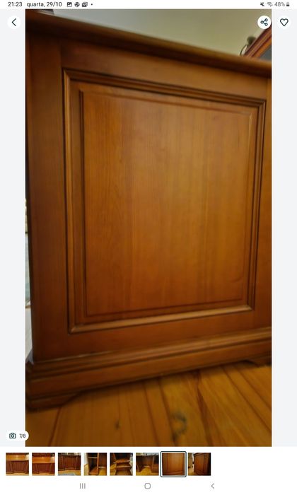 Secretária em madeira acabamento Cerejeira