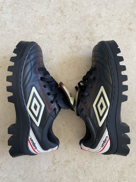 Бутси футбольні, сороконіжки Umbro, 42, 26,5-27 см, кастом