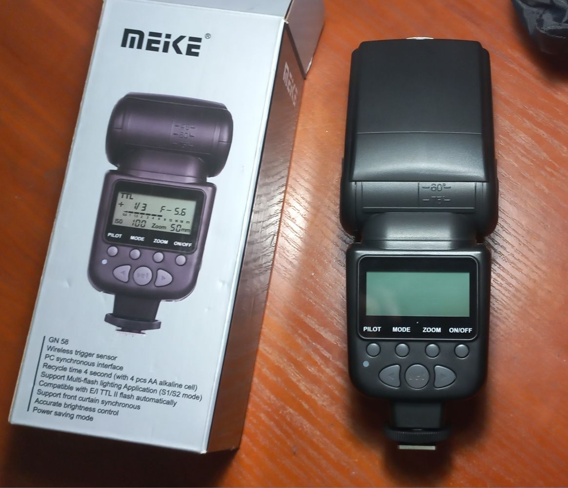 Фотовспышка для Canon Meike Speedlite MK-950