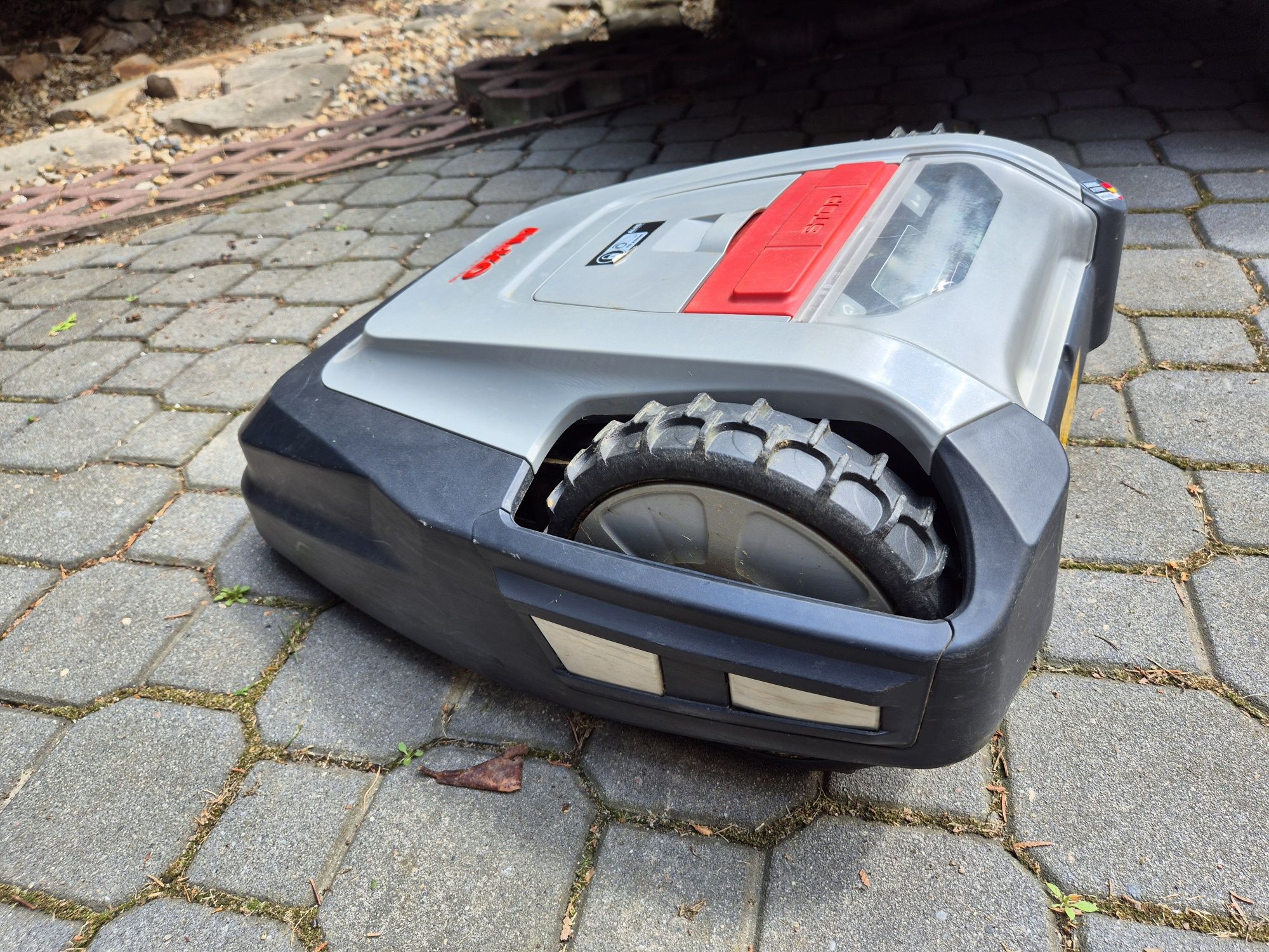 Robot koszący AL-KO Robolinho 110 700m2 ZESTAW