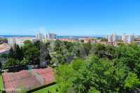 Penthouse T5 com vista mar em Carcavelos