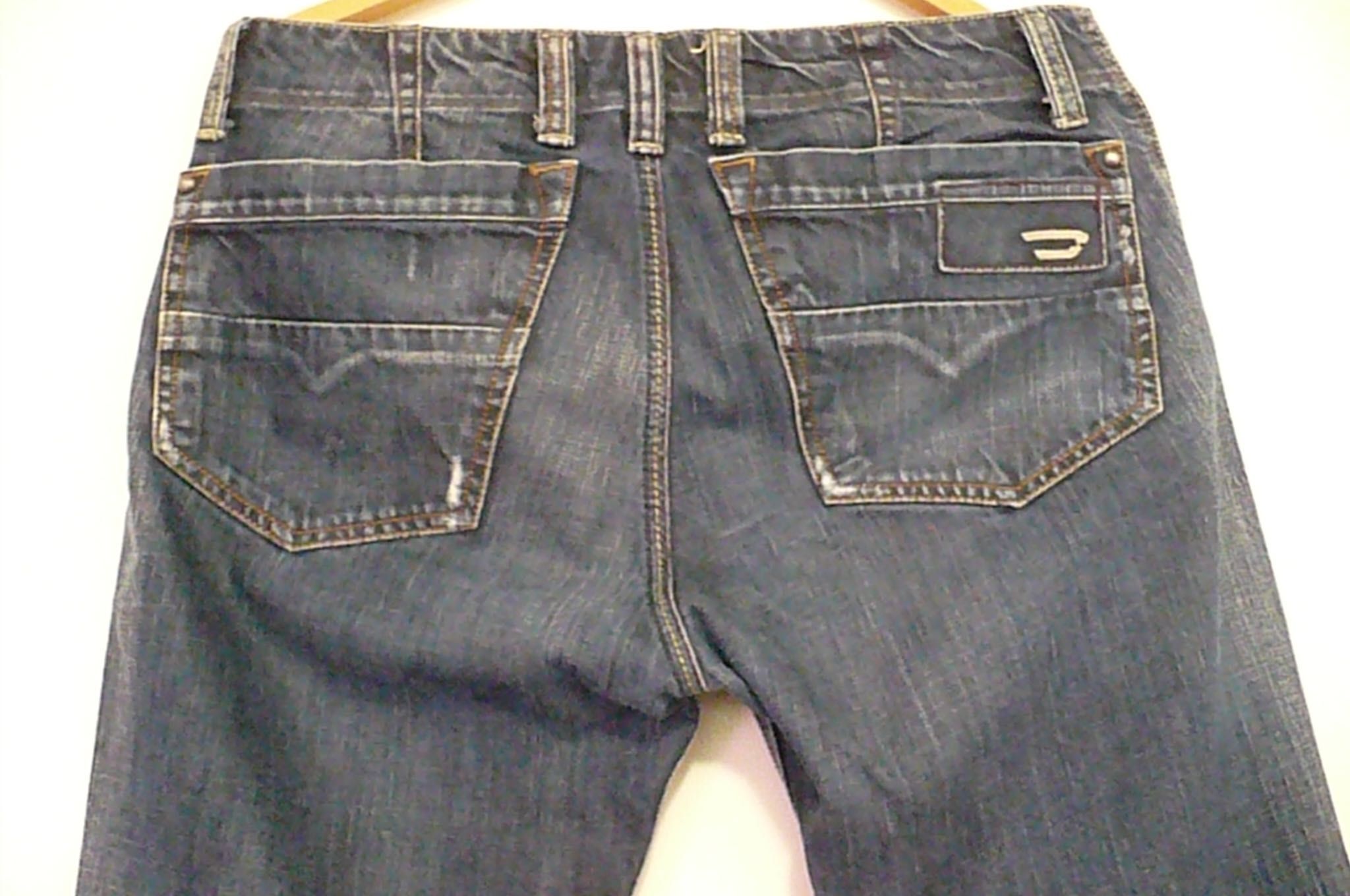 Używane spodnie jeans marki DIESEL rozm. M
