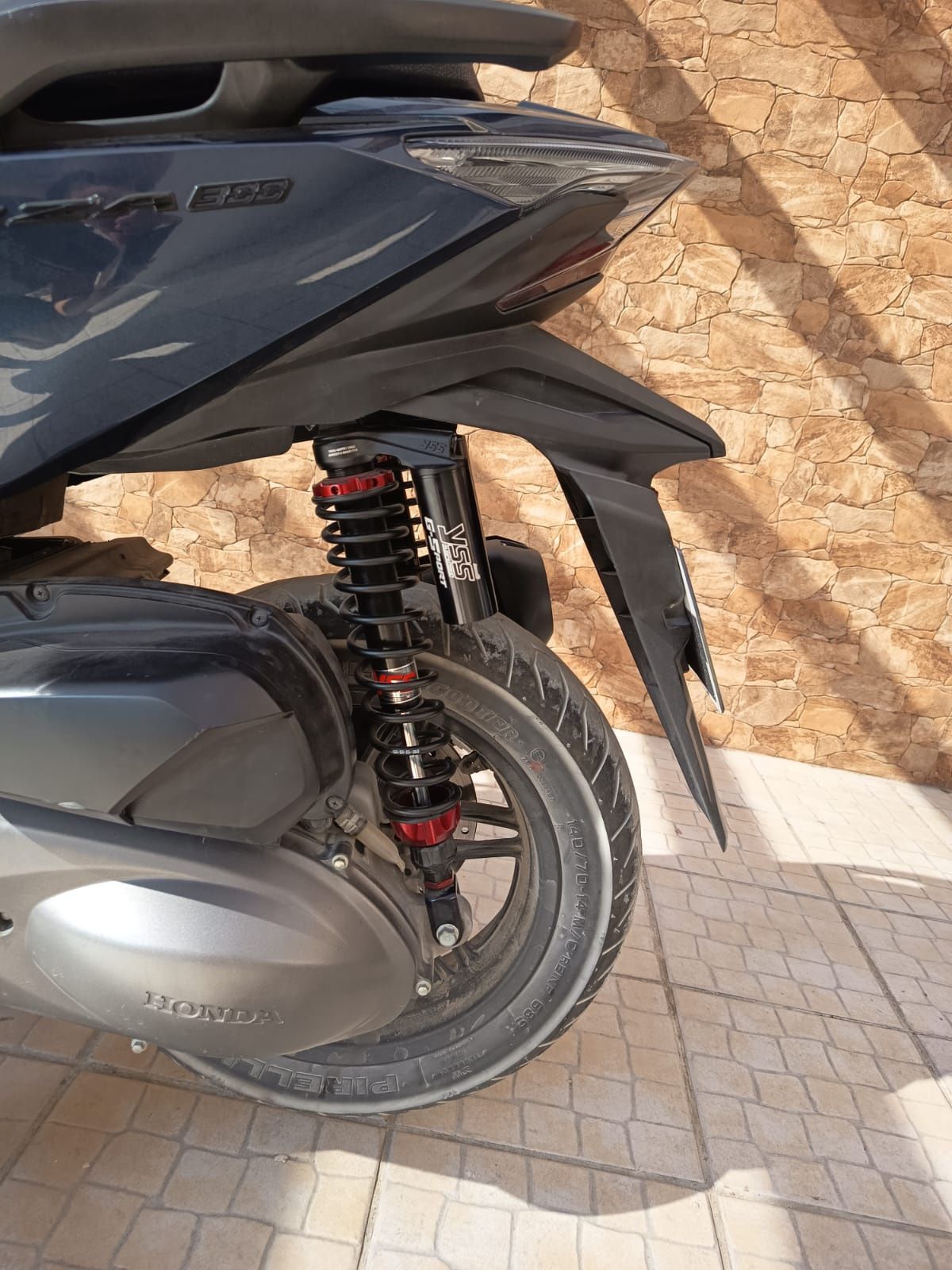 Honda Forza 300  – 14 900 km – excelente estado