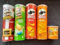 Упаковки з-під Pringles