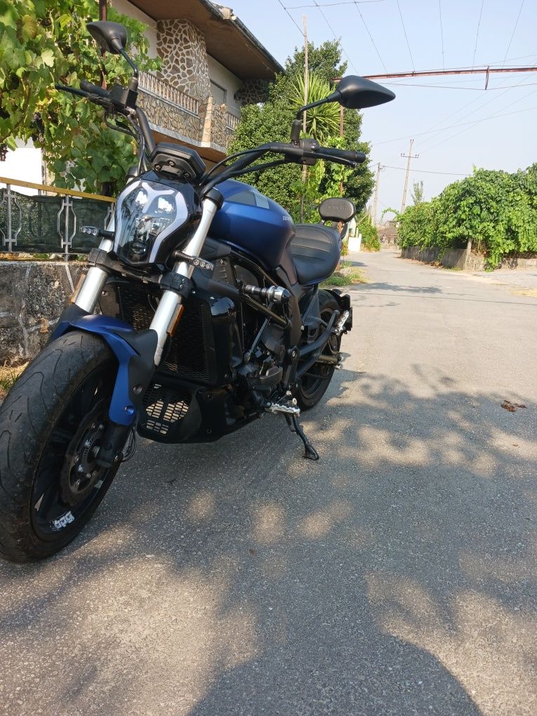 Venda Benelli 502C