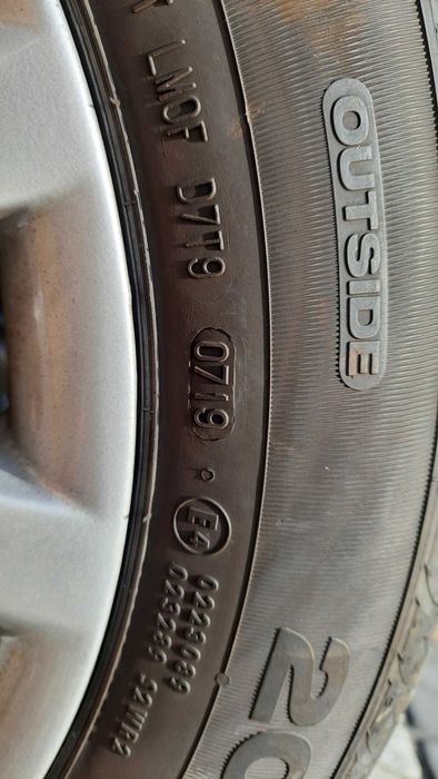 Komplet opon Continental Premium Contact SSR 205/55/R16 RUN FLAT