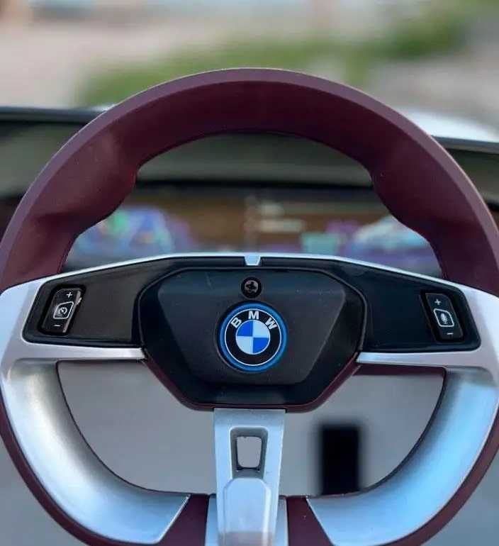 Детский электромобиль BMW i4 белый MP3, AUX ,4WD,свет,звук