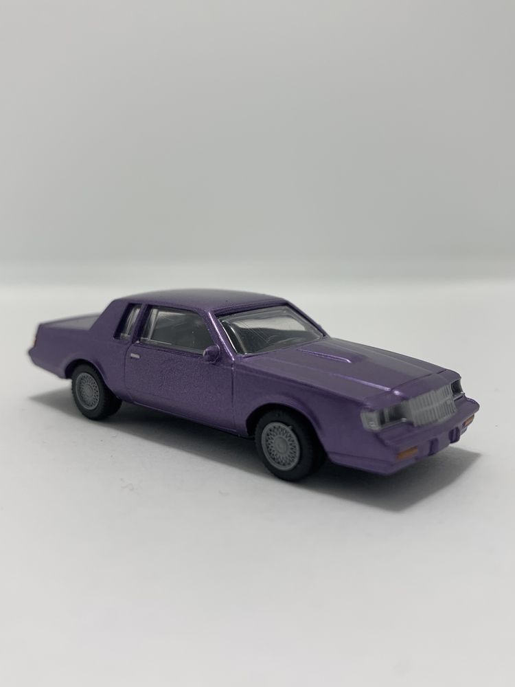Buick Grand Prix da Herpa escala H0 1/87