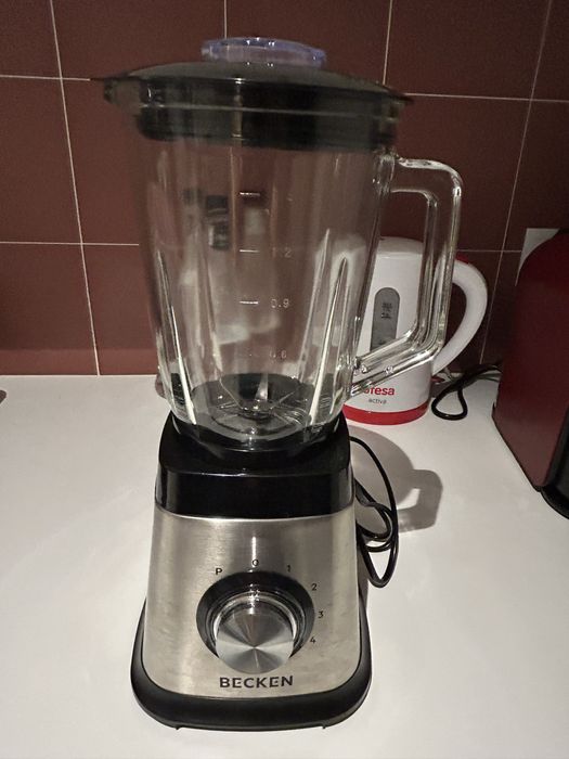 Liquidificadora nova