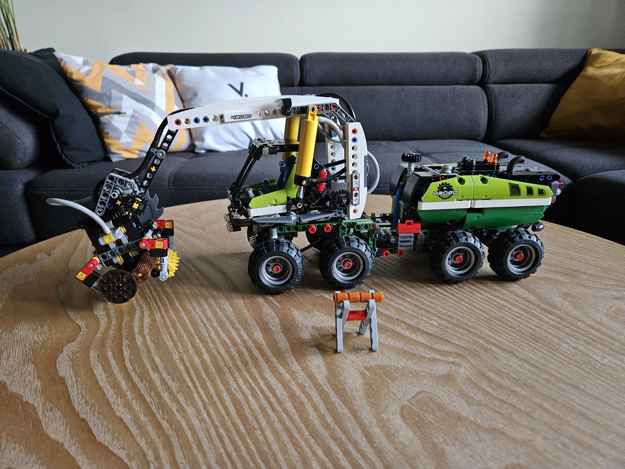 Lego Technic 42080 Maszyna Leśna