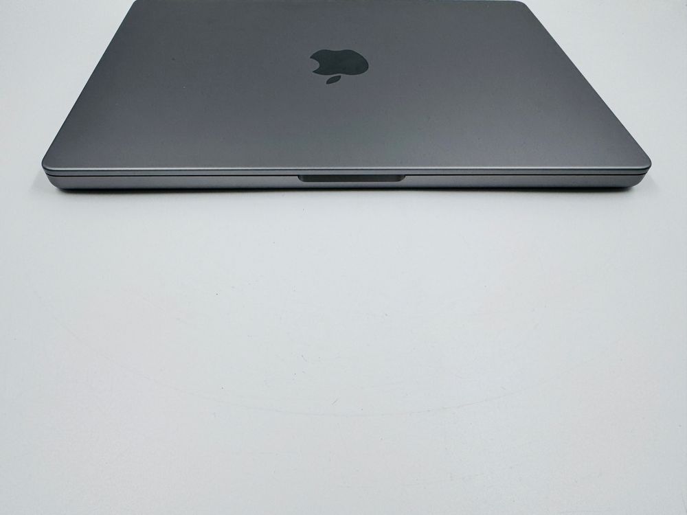 Apple MacBook Pro 14 2023 M3 8GB RAM 512GB SSD IL5603