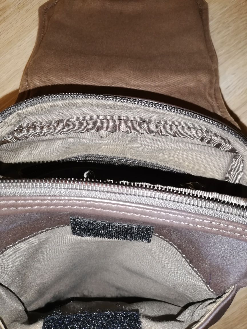 Bolsa em pele genuína Camel active