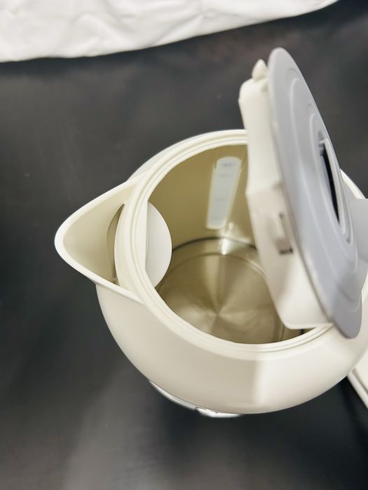 Russel Hobbs czajnik elektryczny nowy