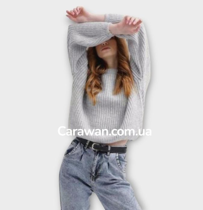 Жіноча  В'язана  Кофта