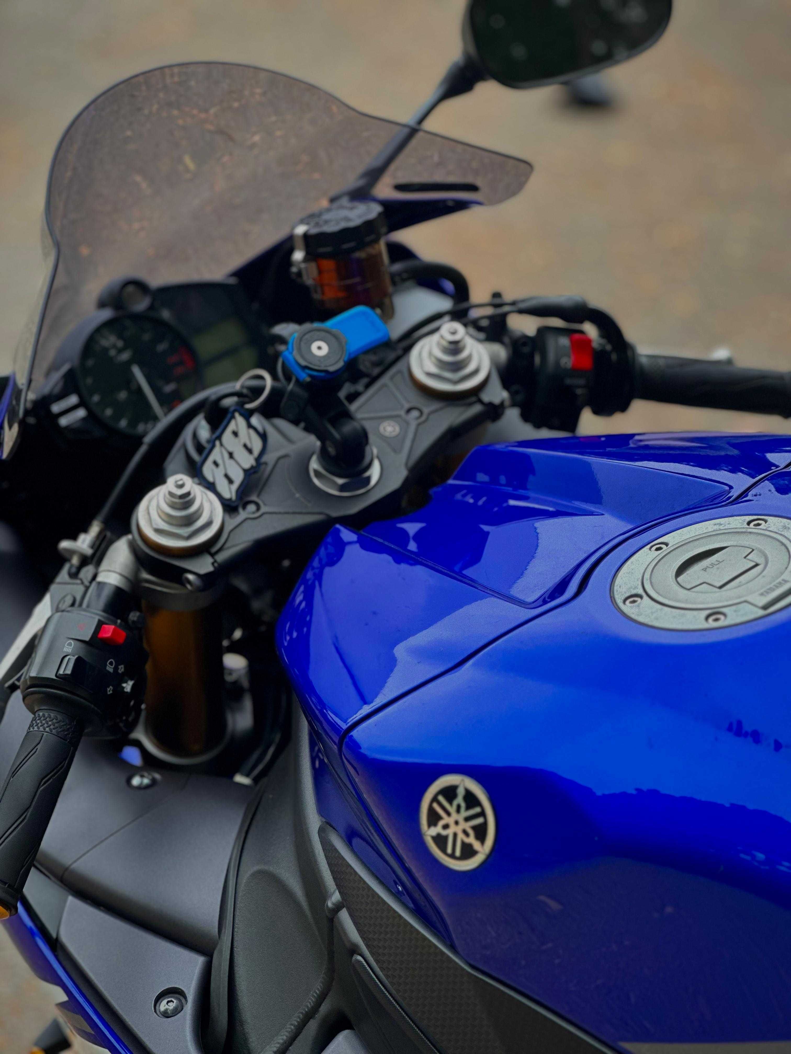 Yamaha YZF R1 2011 Crossplane