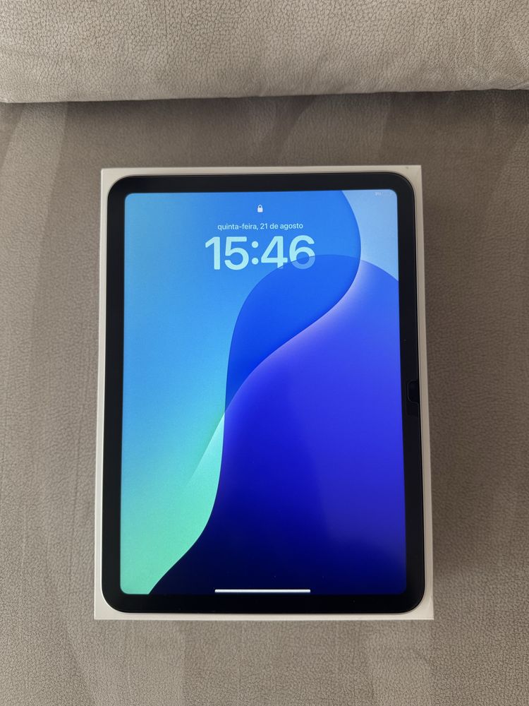 Apple iPad 10th Silver 64GB WIFI