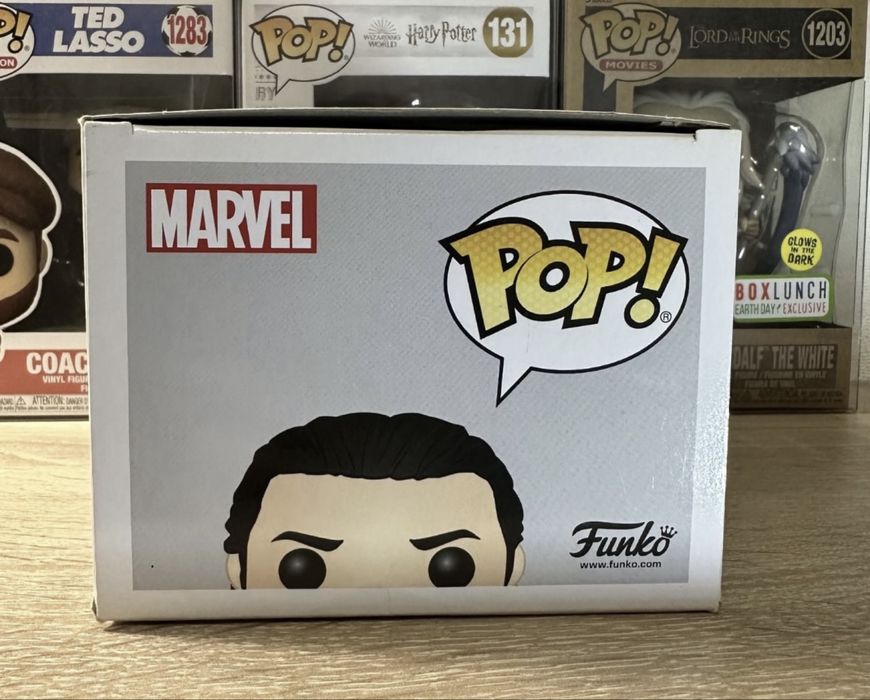 Funko Pop Loki 242 Фанко поп Локи (поврежден)