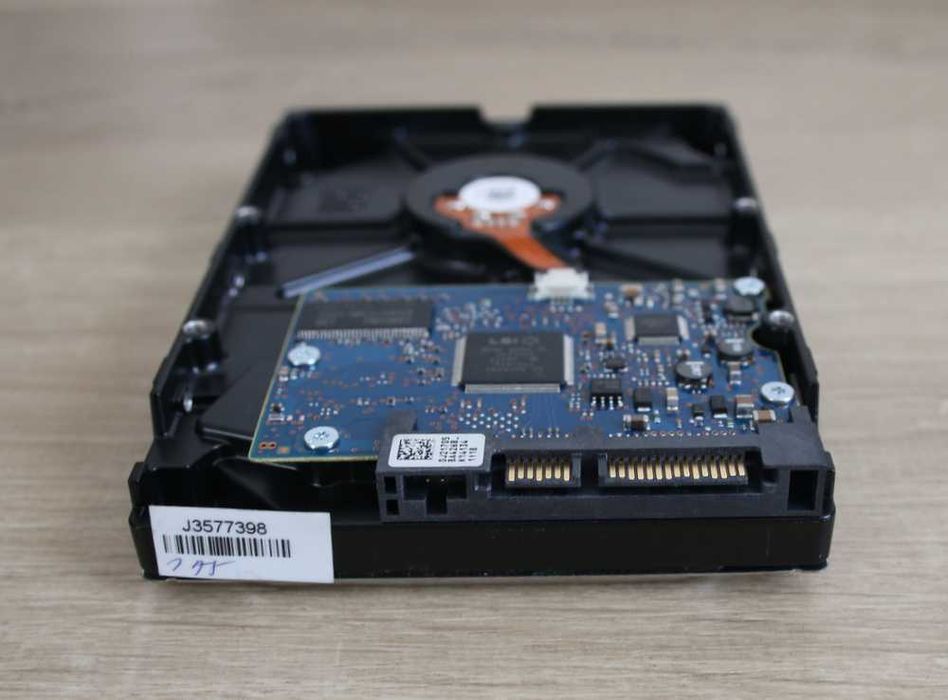 Dysk twardy Hitachi DeskStar HDS721025CLA682 250GB SATA II 3,5"