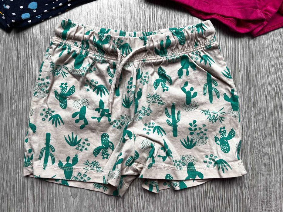 Krótkie spodenki, r. 110/116, 5 sztuk