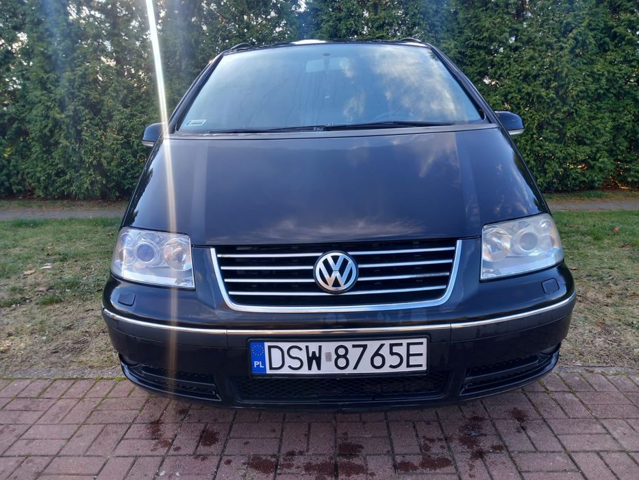 Vw Sharan Lift Family  7 miejsc  1.9 TDi 131ps  Xenon Skòry Navi Klima