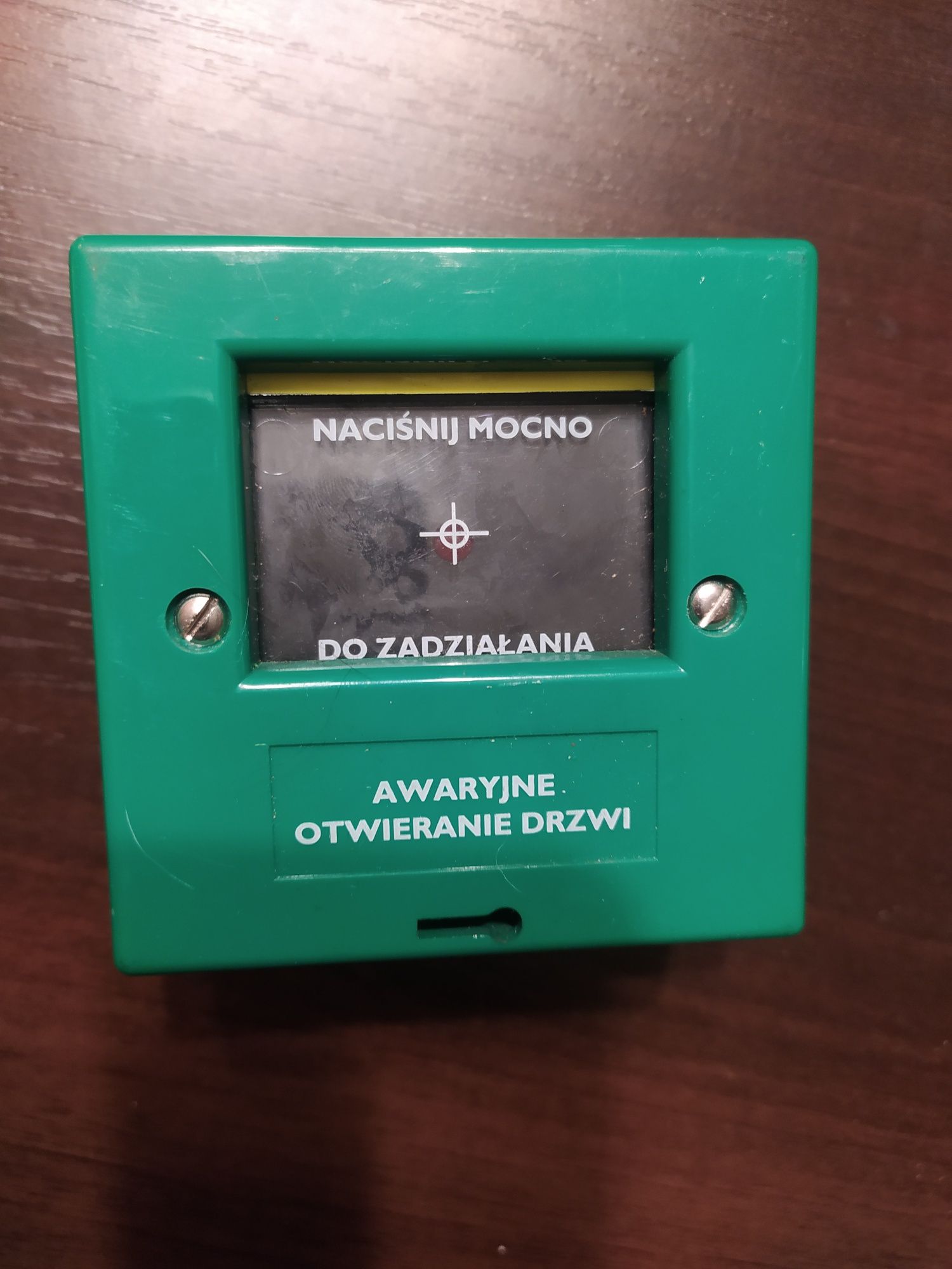 Przycisk awaryjnego otwierania drzwi APWK jak NOWY