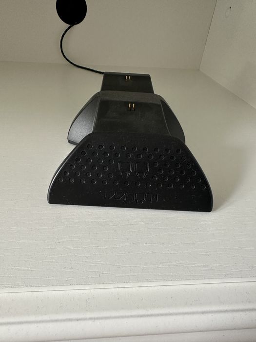 Xbox series X 2 pady stacja ładująca