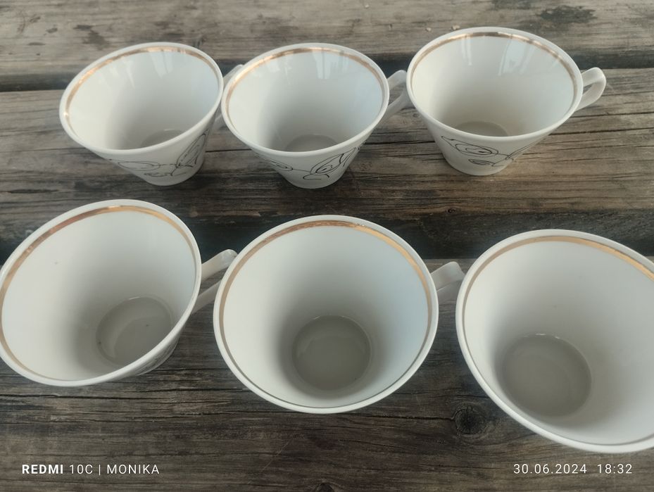 Porcelanowe filiżanki