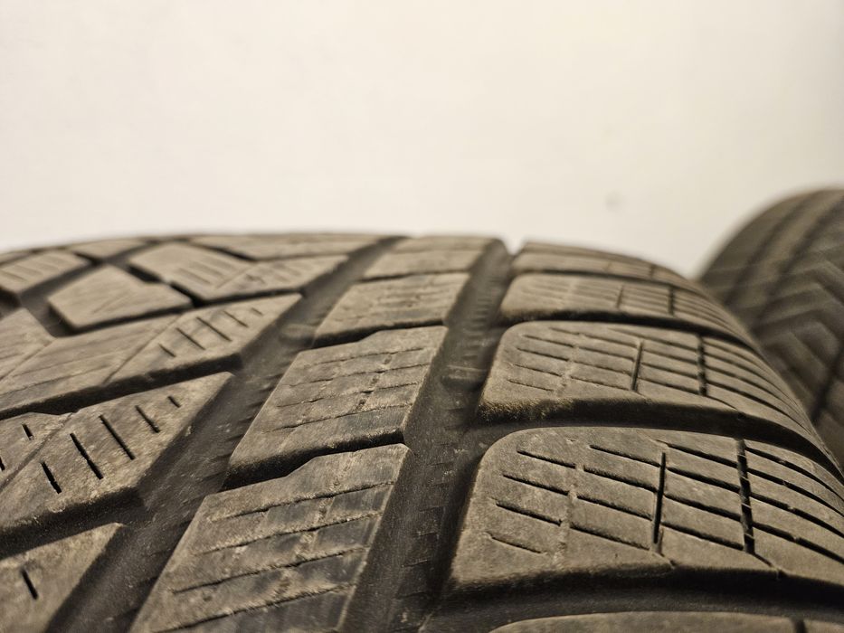 Opony zimowe Pirelli Scorpion, 305/40 r20 runflat, DOT:3021