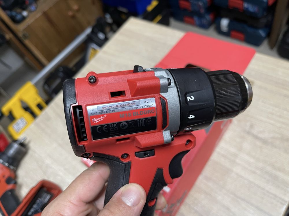 Milwaukee M18 BLDDRC / безщітковий шуруповерт Мілвокі