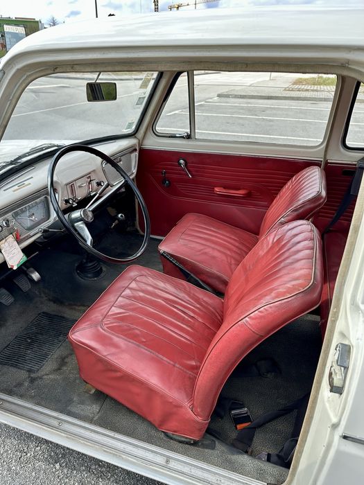 Ford Anglia De Luxe