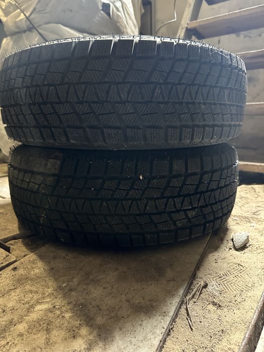 Продам зимнюю резину 195/65 r15