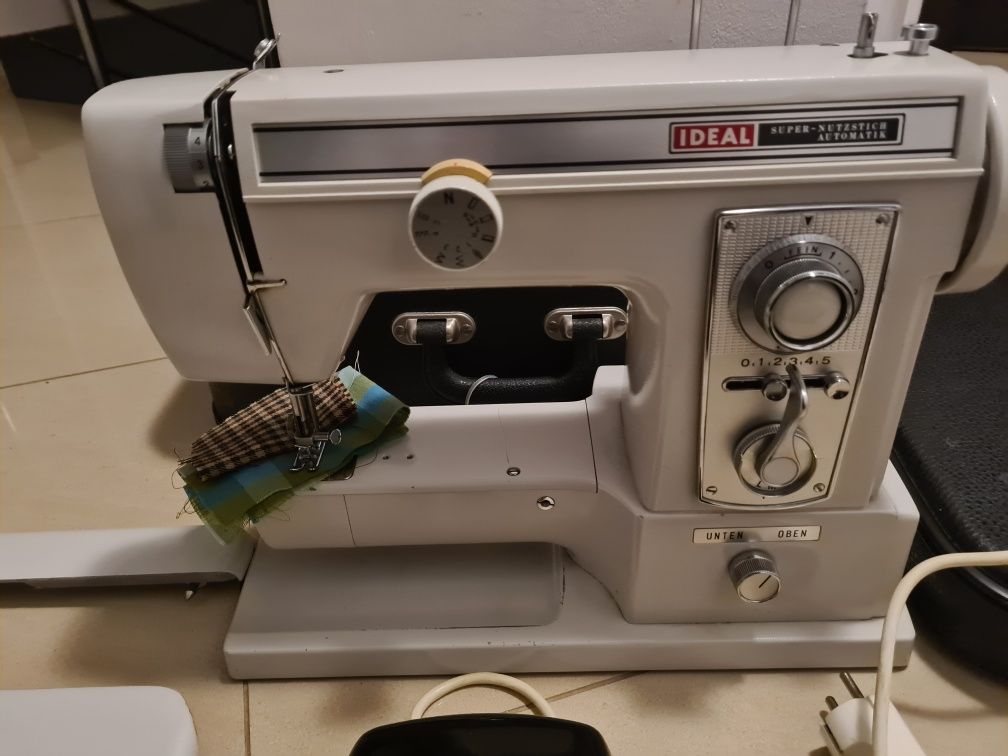Maszyna do szycia  IDEAL Model865