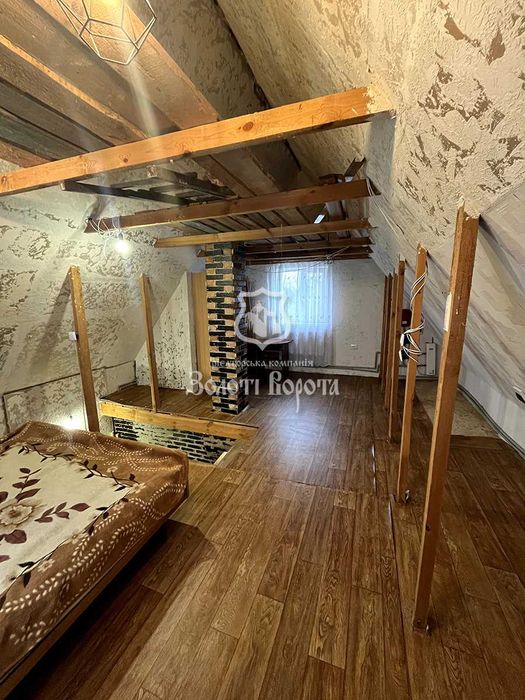 Будинок, 2 поверхи, ділянка - 6 соток. Гарний стан. Бориспільський р-н