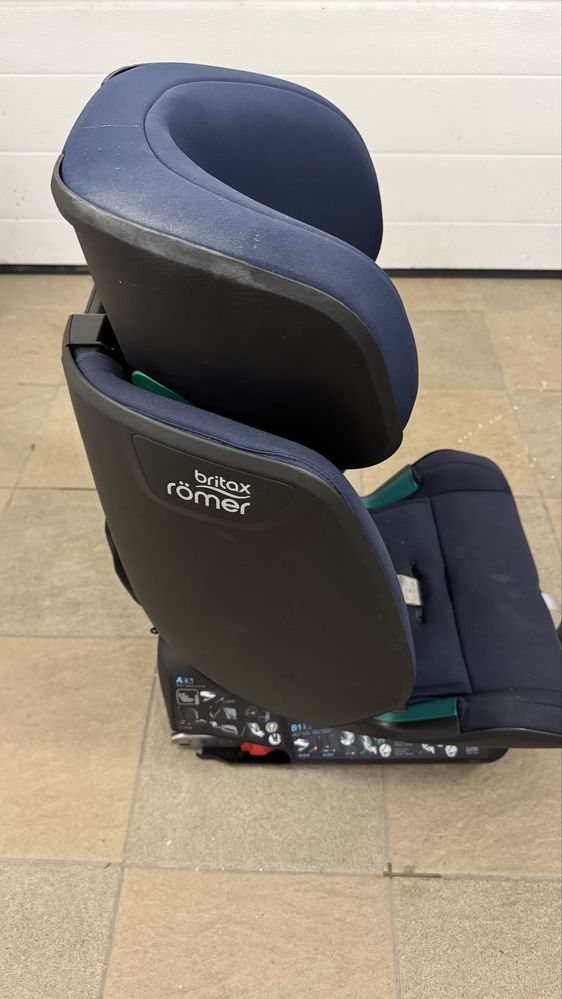 Britax-Romer Advansa-fix M i-Size fotelik 9-36