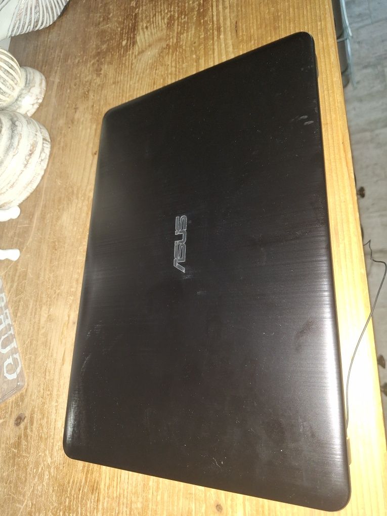 Matryca z obudową Asus X541N I wiele innych