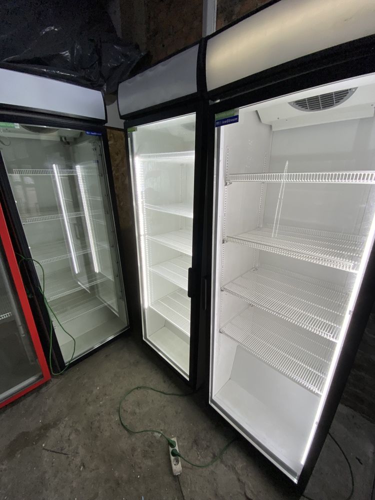 Холодильник для напитков Регал Холодильная горка Холодильник в магазин
