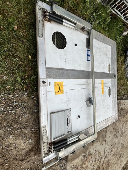 Ściana grodziowa chłodni Schmitz