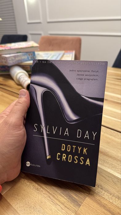 Ksiazka Sylvia Day Dotyk Crossa