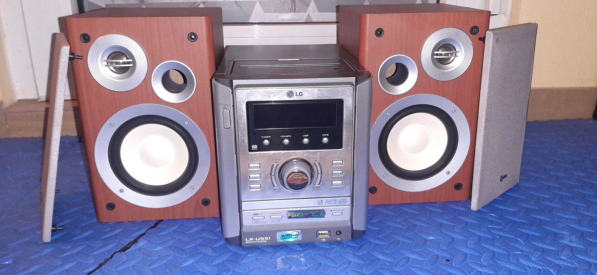Wieża lg lx-u551d
