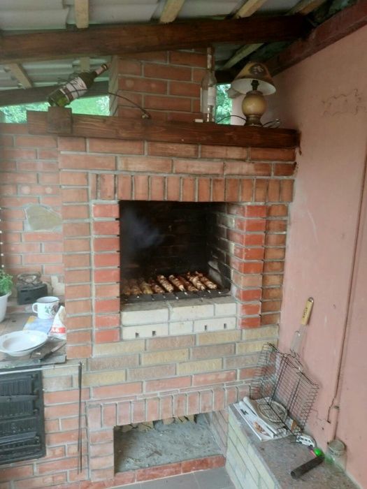 Будую мангали, комплекси, барбекю, коптильні, кухні, пекарські печі.