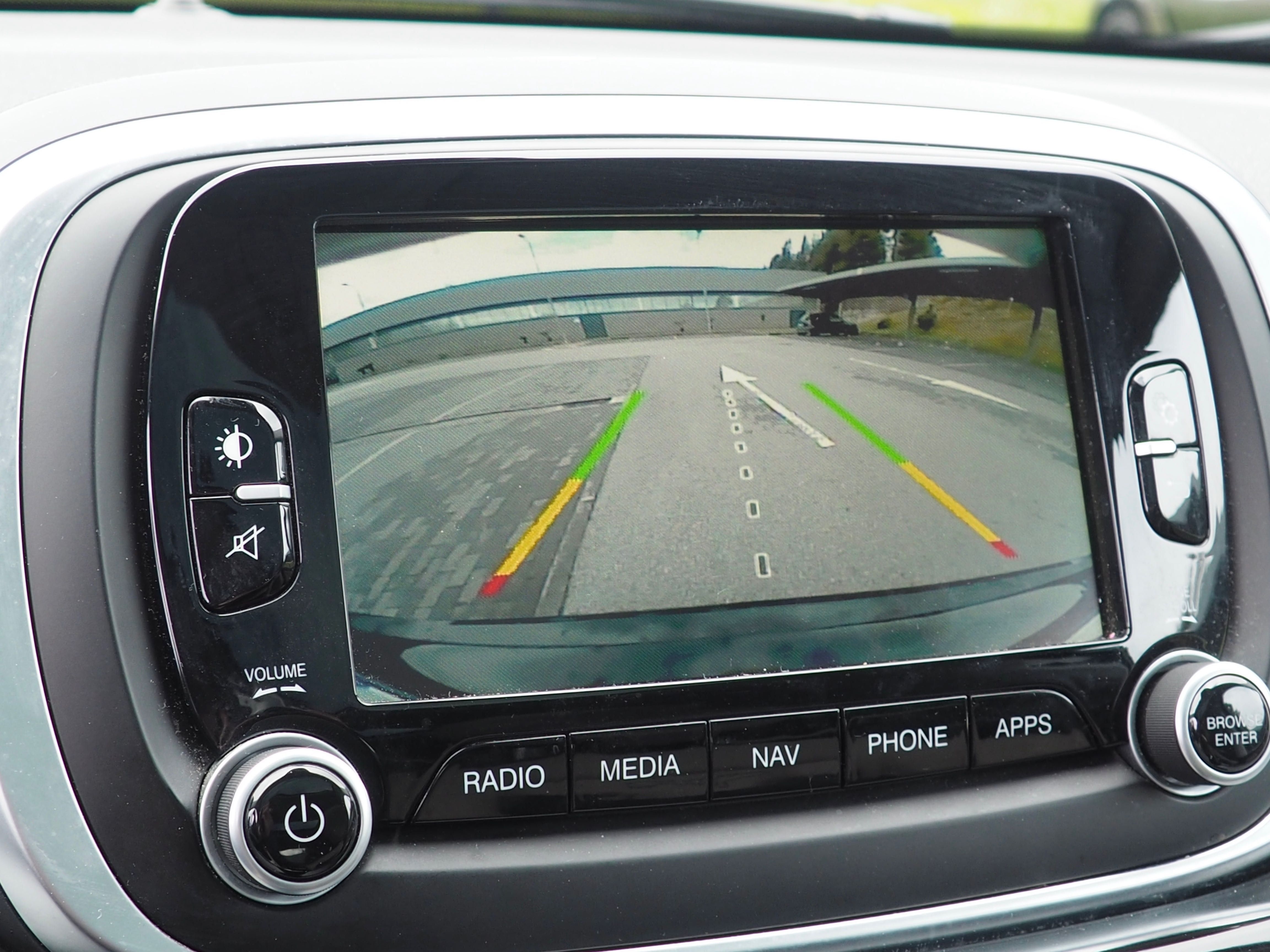 Fiat 500X automático , teto panorâmico, couro, GPS , câmara traseira
