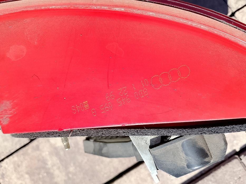 Lampa lewy tył Audi A4 B5 LIFT