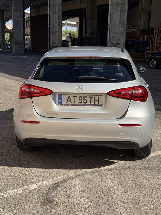 Mercedes A250e como novo
