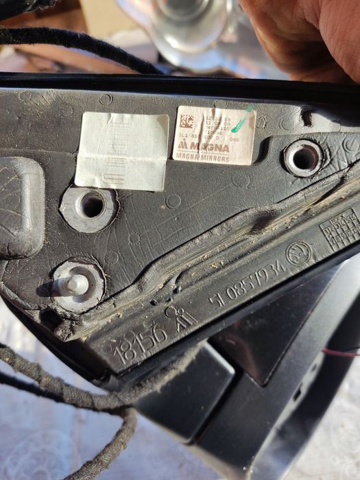 Зеркало Skoda Yeti праве