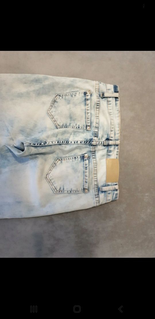 Spodnie jeansowe marmurki 40