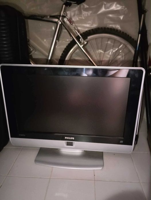 TV Philips 32” – Modelo 32PFL5605H/12 – Excelente estado