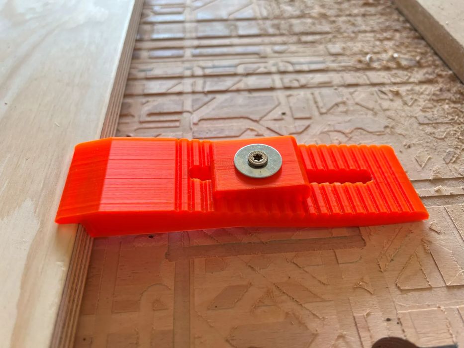 Braçadeira de Fixação para CNC Router