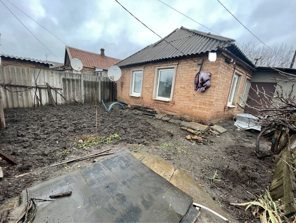 Продаж частини будинку на вул. Кобилянського