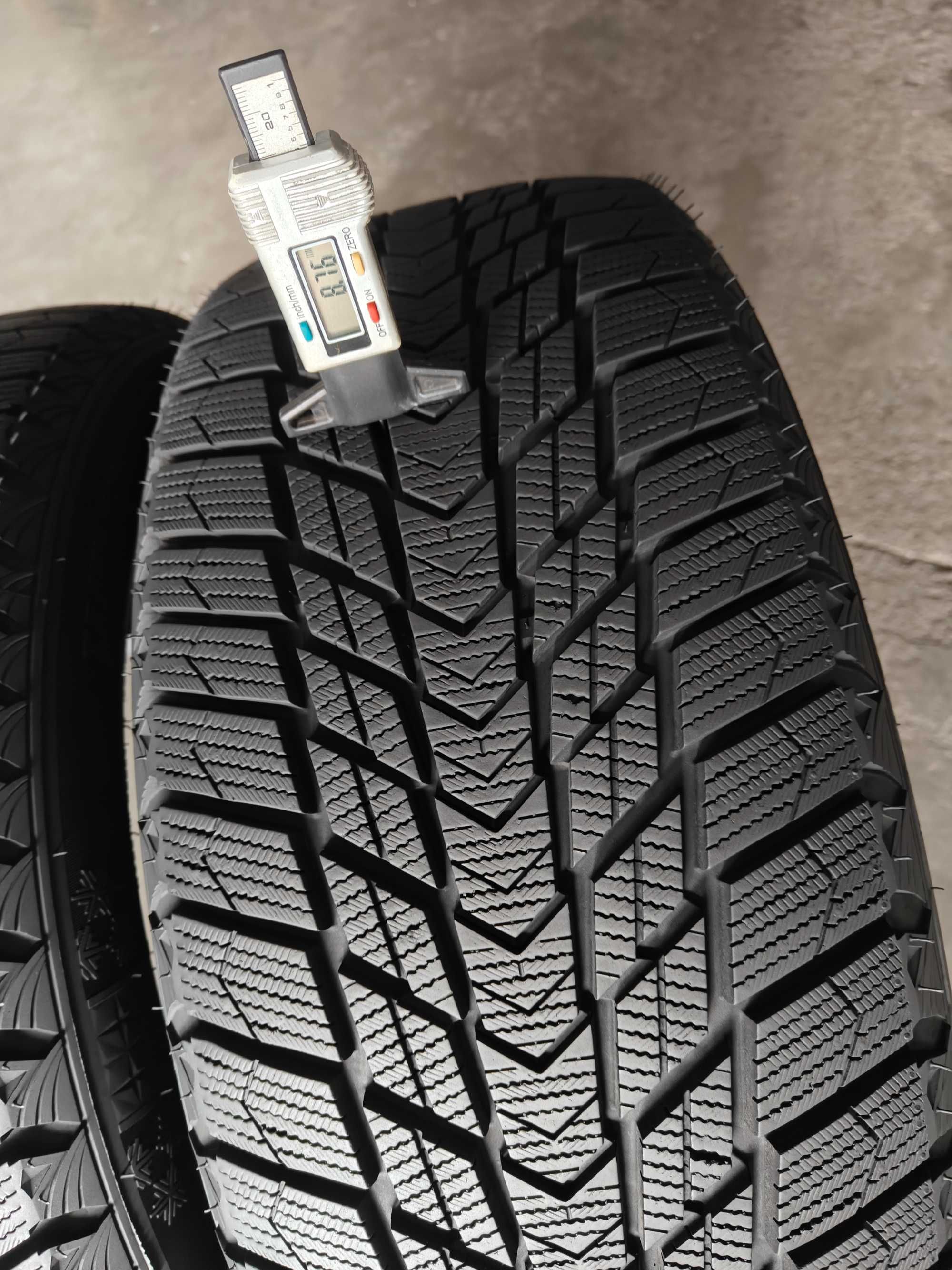 2шт. R17 235 55 шини зимові липучки Nexen/Roadstone Winguard Ice Plus